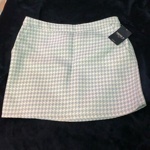 Forever 21 skirt, brand new with tags.